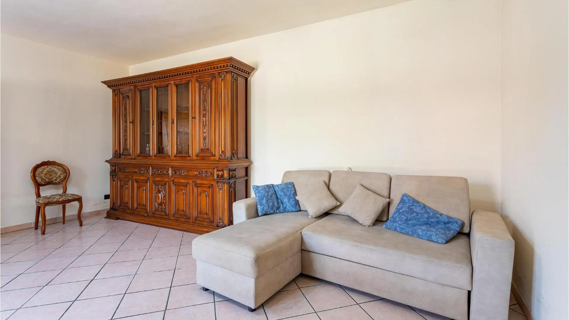 2 Bedroom Cozy Home In Altopascio 0*,  Italy
