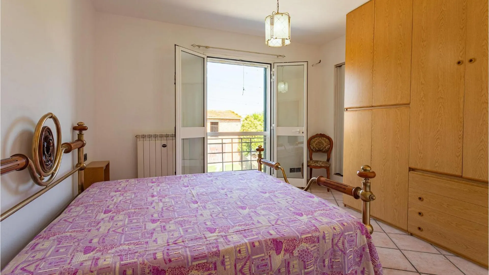 2 Bedroom Cozy Home In Altopascio Holiday home