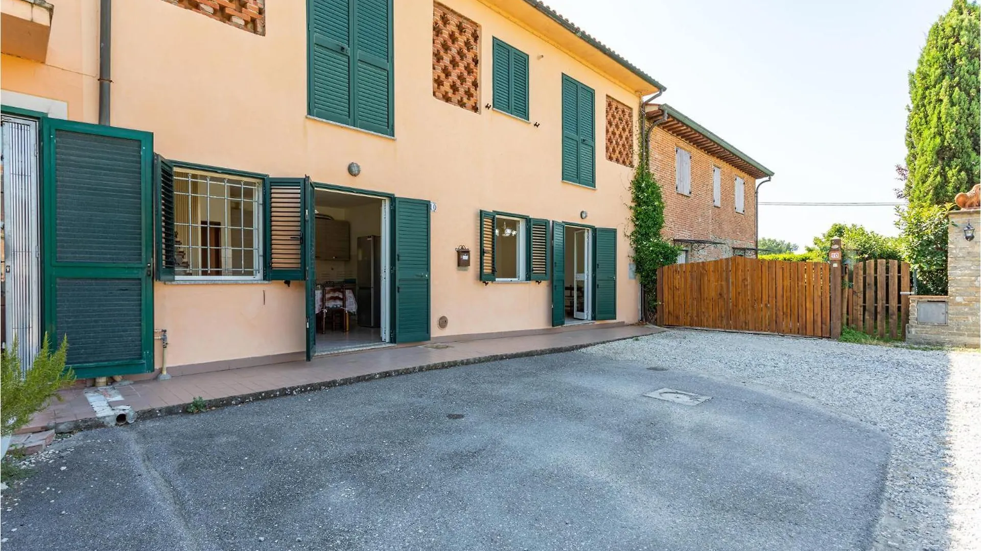 Holiday home 2 Bedroom Cozy Home In Altopascio